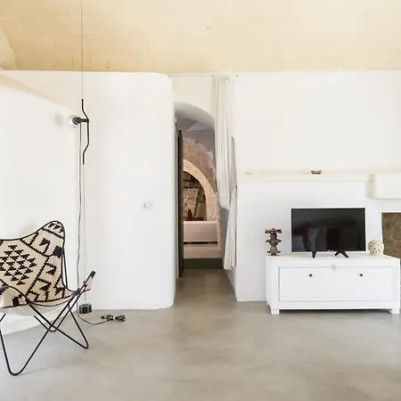 Trullo Delle Stelle By Wonderful Italy * אוסטוני